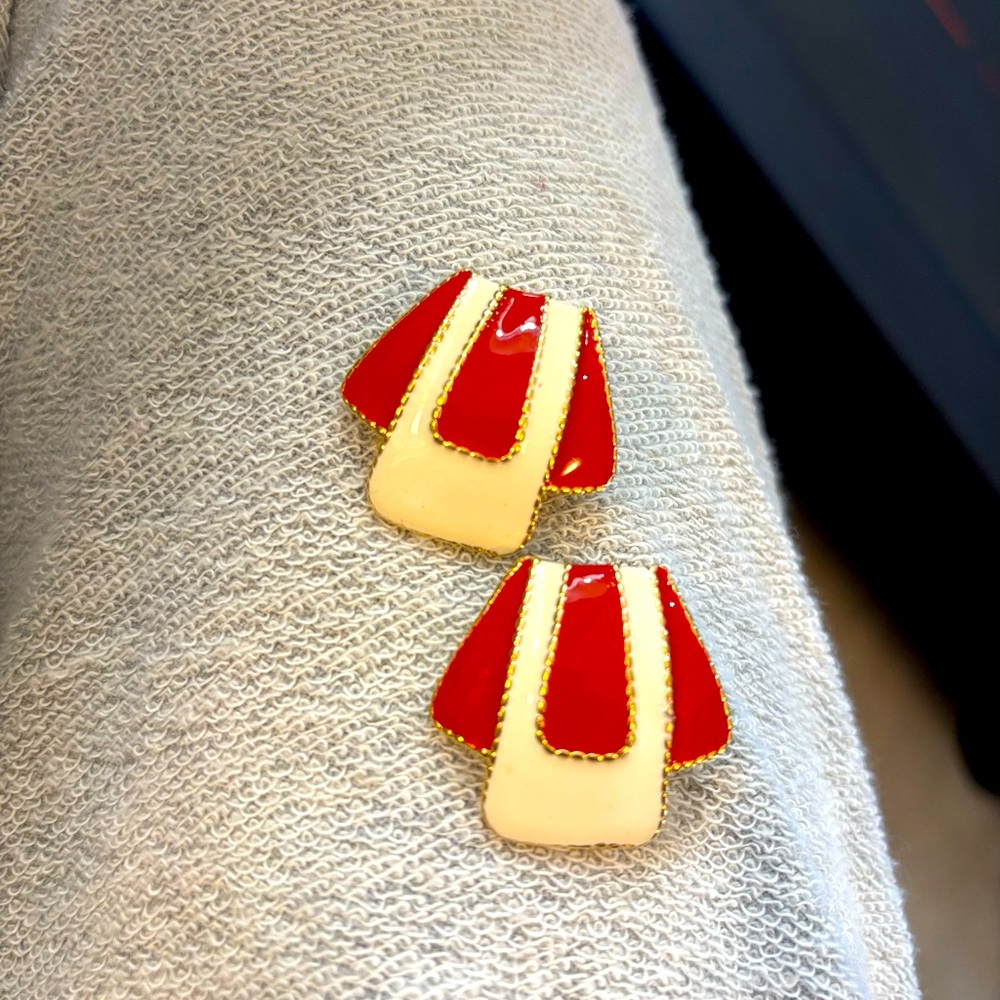 Vintage Elegant Red, Gold, and Cream Post Earrings